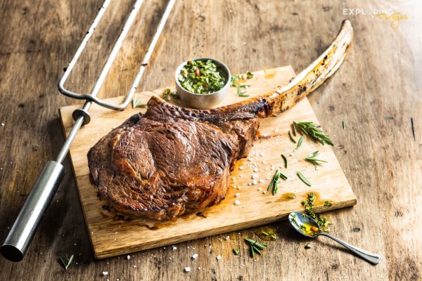 tomahawk-ribeye