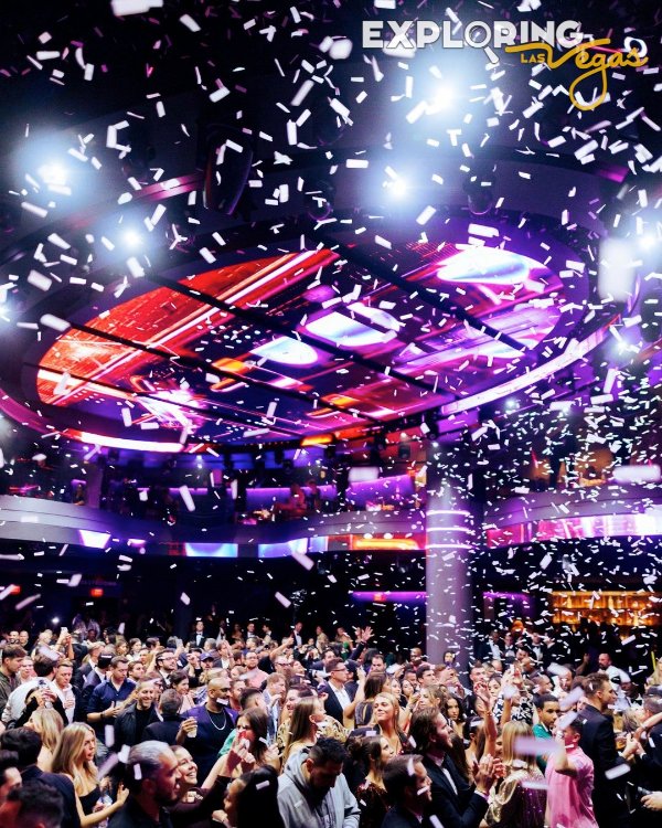party-crowd-vegas