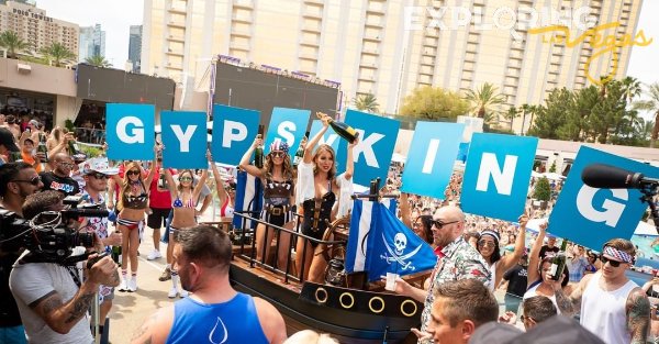 vegas-bottle-presentation