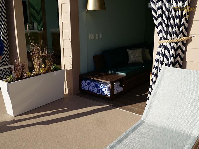 lower cabana